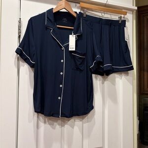 Women's Bamboo Stretch-Knit Short Sleeve Pajama Set in Navy